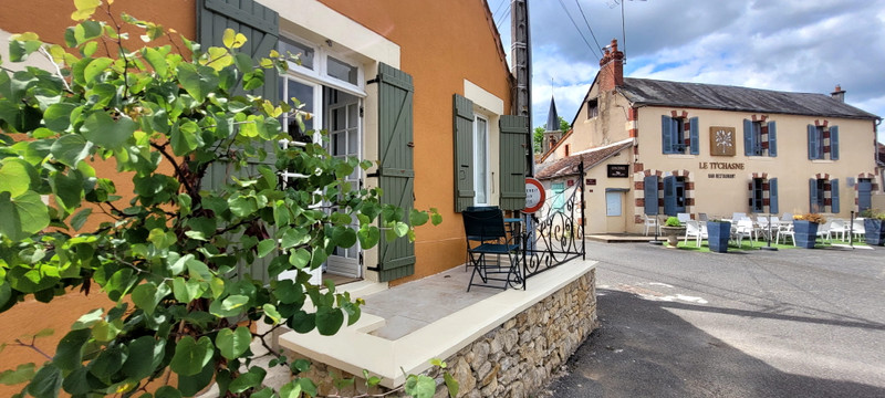 French property for sale in Chasnay, Nièvre - €250,000 - photo 0