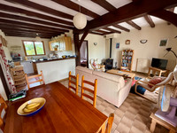 Maison à vendre à Pillac, Charente - 185.000 € - photo 3