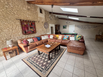 French property for sale in Clion, Charente-Maritime - €386,900 - photo 8