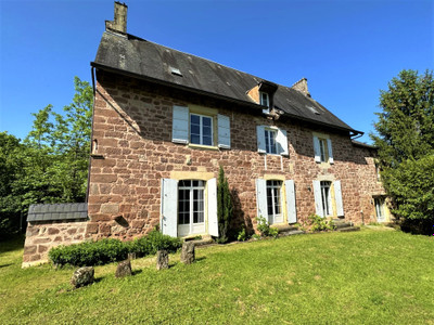 Maison à vendre à Hautefort, Dordogne, Aquitaine, avec Leggett Immobilier