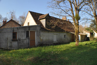 property to renovate for sale in Noyant-VillagesMaine-et-Loire Pays_de_la_Loire