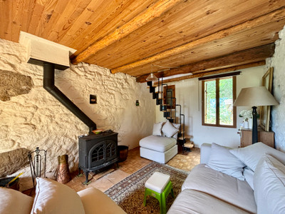 French property for sale in Escaro, Pyrénées-Orientales - €245,000 - photo 2