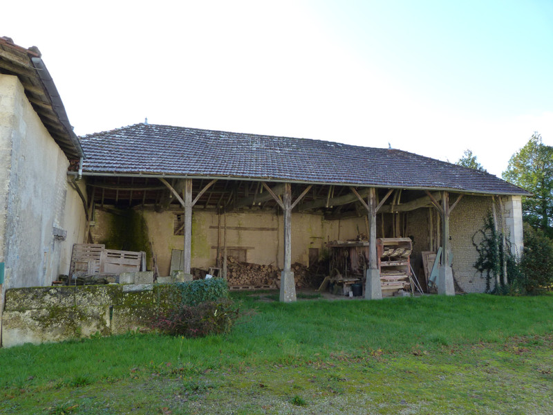 French property for sale in Léoville, Charente-Maritime - &#8364;461,100 - photo 10