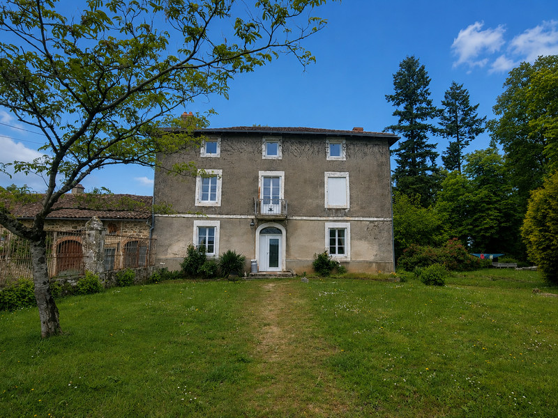 French property for sale in Saint-Brice-sur-Vienne, Haute-Vienne - €409,000 - photo 0
