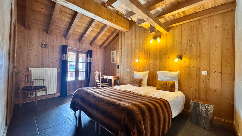 French property for sale in Champagny-en-Vanoise, Savoie - €2,500,000 - photo 5