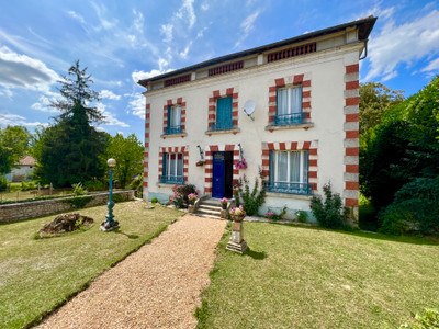 French property for sale in Javerlhac-et-la-Chapelle-Saint-Robert, Dordogne - €295,000 - photo 13