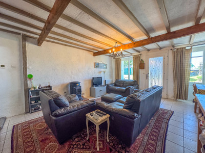 French property for sale in Vernoux-en-Gâtine, Deux-Sèvres - €56,600 - photo 5