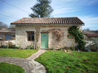 Maison à vendre à Lorigné, Deux-Sèvres - 320.000 € - photo 3