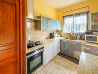 Maison à vendre à Vers-Pont-du-Gard, Gard - 579.000 € - photo 5