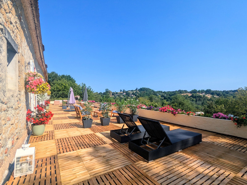 French property for sale in Thiviers, Dordogne - €679,000 - photo 14