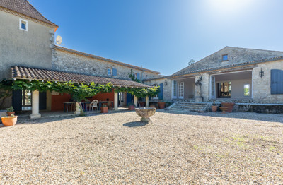 Prestigious Country Manoir luxuriously renovated with countryside views and swimming pool