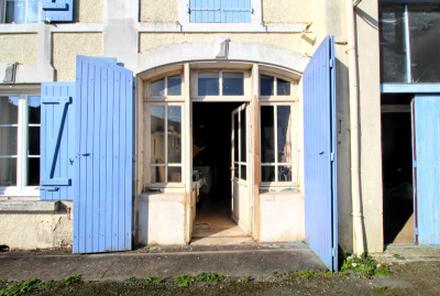 French property for sale in Saleignes, Charente-Maritime - €172,800 - photo 11