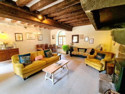 French property for sale in Saint-Berthevin-la-Tannière, Mayenne - €232,000 - photo 3