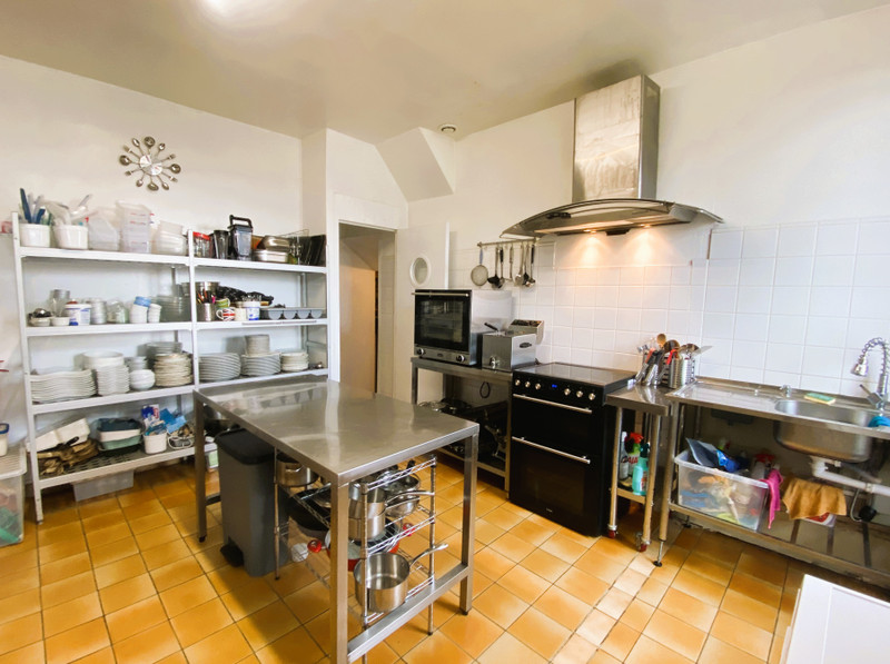 French property for sale in Mesples, Allier - €136,250 - photo 6