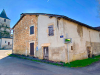 Maison à vendre à Mainzac, Charente - 25 000 € - photo 4