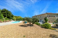 Propriété à vendre à Vézénobres, Gard - 1 500 000 € - photo n°1