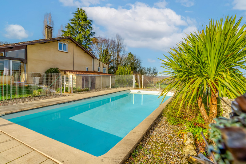 French property for sale in Pontours, Dordogne - €325,500 - photo 1