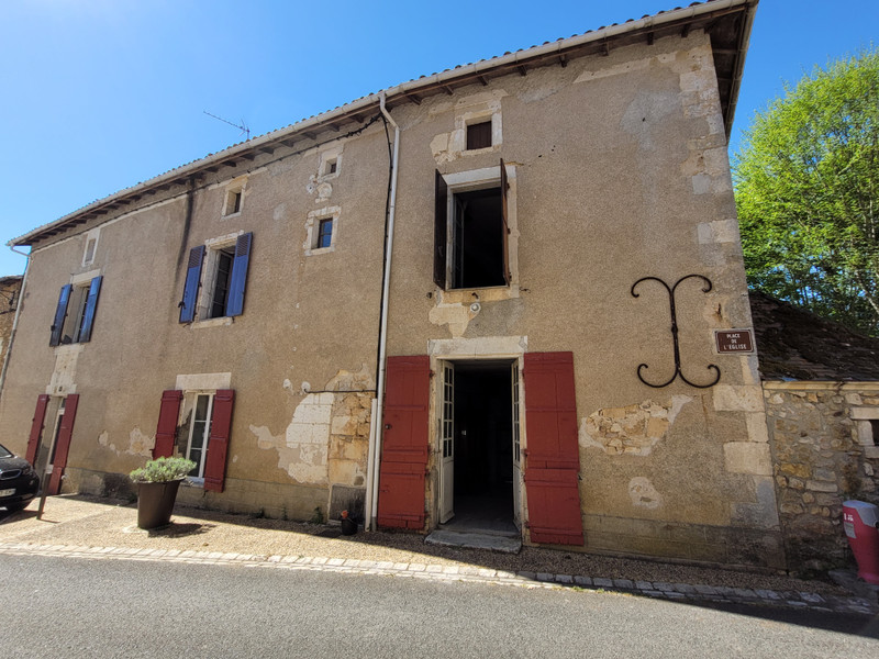 French property for sale in Milhac-de-Nontron, Dordogne - €163,000 - photo 3