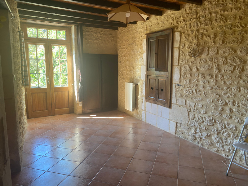 French property for sale in Bran, Charente-Maritime - €203,000 - photo 4