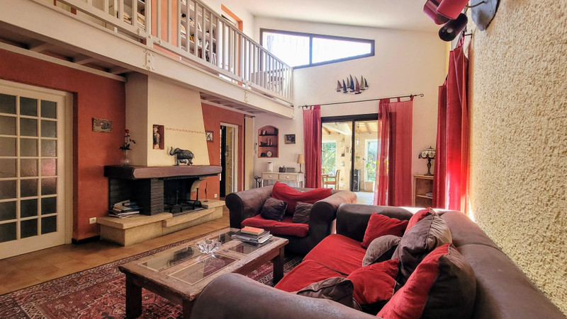 French property for sale in Villelongue-de-la-Salanque, Pyrénées-Orientales - €570,000 - photo 2