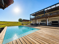 Propriété à vendre à Saint-Genès-de-Lombaud, Gironde - 750 000 € - photo n°2