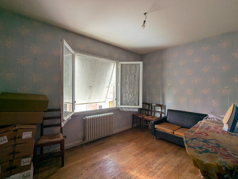 French property for sale in Thiviers, Dordogne - €267,500 - photo 11