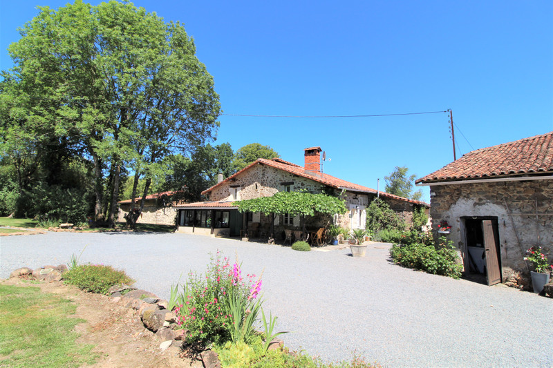 House for sale in LésignacDurand Charente Beautiful location