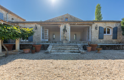 Prestigious Country Manoir luxuriously renovated with countryside views and swimming pool