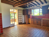Maison à vendre à Saint-Pierre-du-Jonquet, Calvados - 249.100 € - photo 3