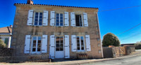 Propriété à vendre à Sigournais, Vendée - 201 960 € - photo n°1