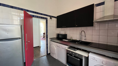 French property for sale in Avignon, Vaucluse - €349,000 - photo 9