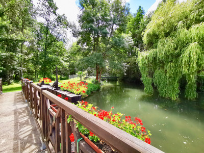 French property for sale in Pons, Charente-Maritime - €394,000 - photo 3