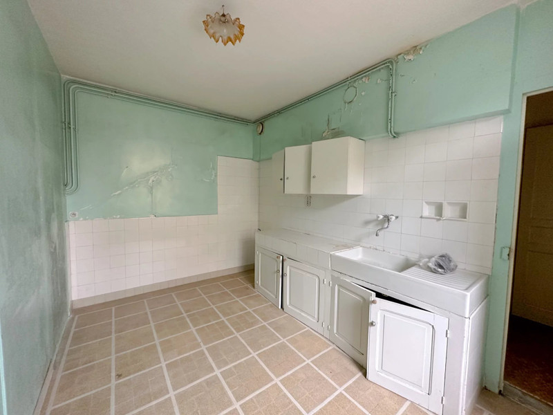 French property for sale in Bellac, Haute-Vienne - €77,000 - photo 1