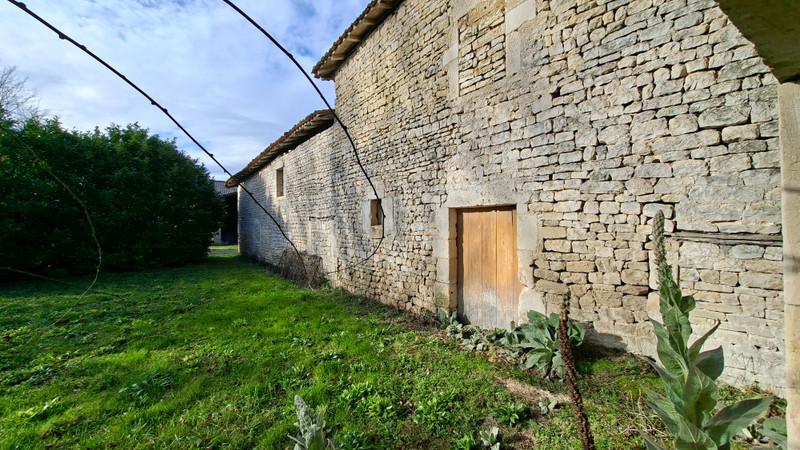 French property for sale in Ébréon, Charente - €246,100 - photo 12