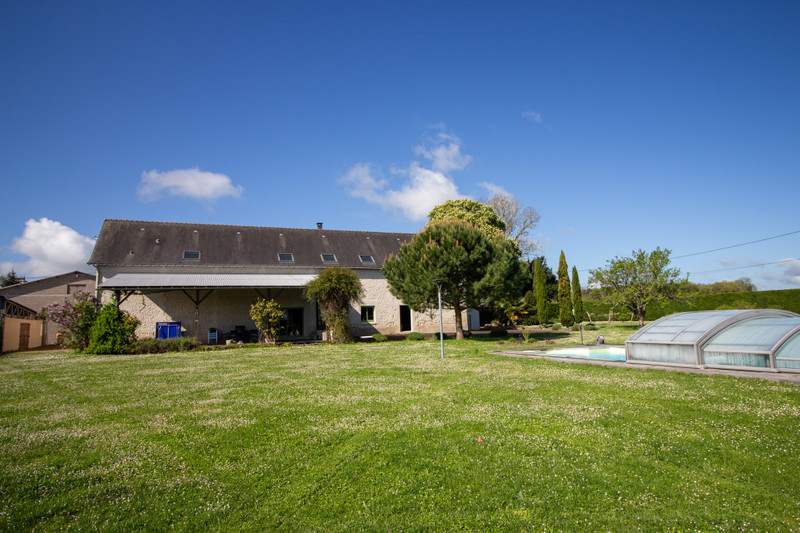 French property for sale in La Tour-Saint-Gelin, Indre-et-Loire - €840,000 - photo 2