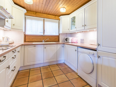French property for sale in Verchaix, Haute-Savoie - €335,000 - photo 6
