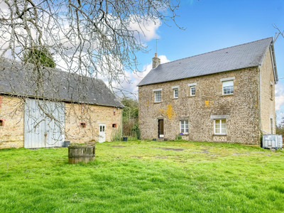 Maison à vendre à Larchamp, Mayenne, Pays de la Loire, avec Leggett Immobilier