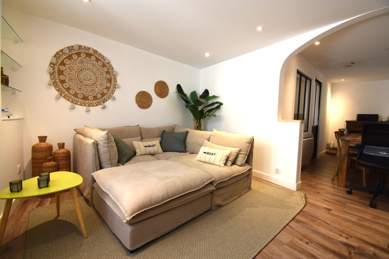 French property for sale in Le Château-d'Oléron, Charente-Maritime - €389,000 - photo 4