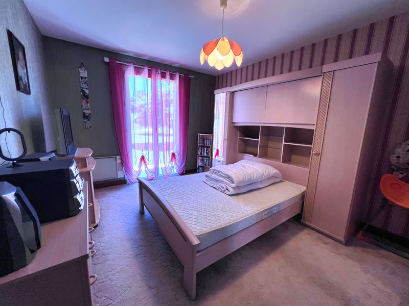 French property for sale in Quinsac, Dordogne - €247,500 - photo 8