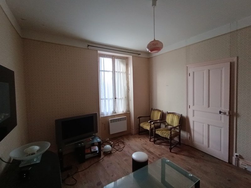 French property for sale in Auzances, Creuse - €49,900 - photo 6