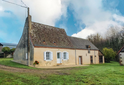 Maison à vendre à Nogent-le-Bernard, Sarthe, Pays de la Loire, avec Leggett Immobilier