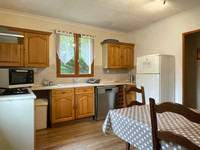 Maison à vendre à Saint-Pierre-de-Juillers, Charente-Maritime - 450.000 € - photo 8