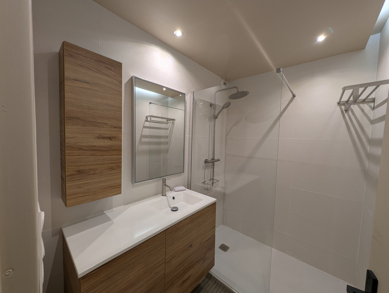 French property for sale in Avignon, Vaucluse - €269,000 - photo 6