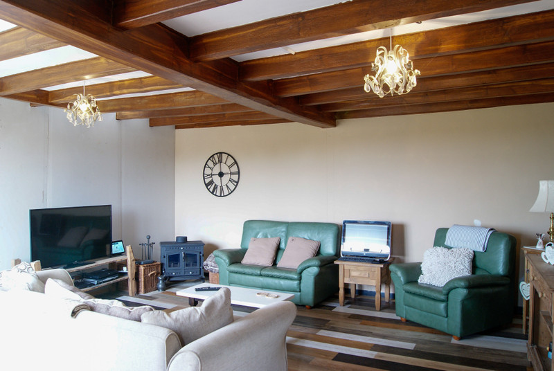 French property for sale in Saint-Martin-du-Fouilloux, Deux-Sèvres - &#8364;136,250 - photo 4