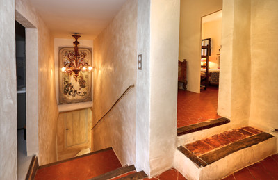 French property for sale in Apt, Vaucluse - €780,000 - photo 2