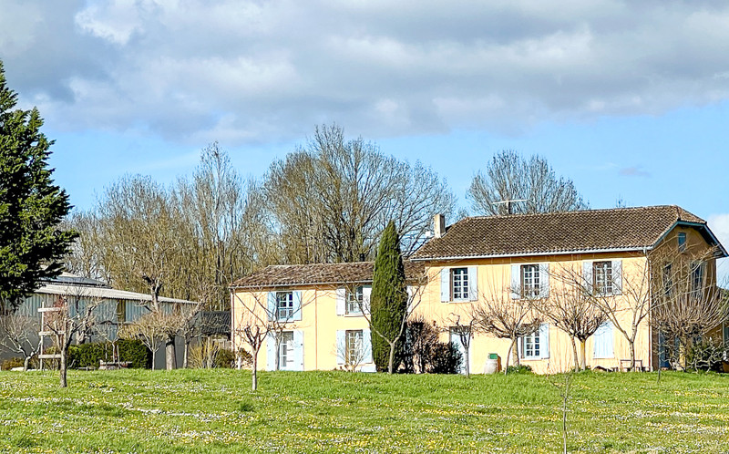 French property for sale in Duras, Lot-et-Garonne - €583,000 - photo 0