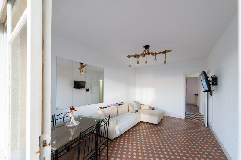 French property for sale in Beaulieu-sur-Mer, Alpes-Maritimes - €690,000 - photo 1