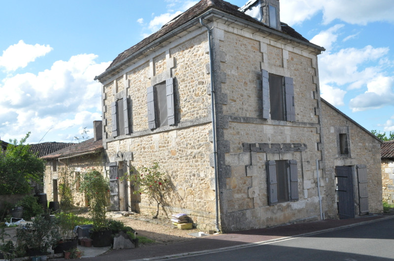 Maison à vendre à Hautefaye, Dordogne - 184 999 € - photo 1
