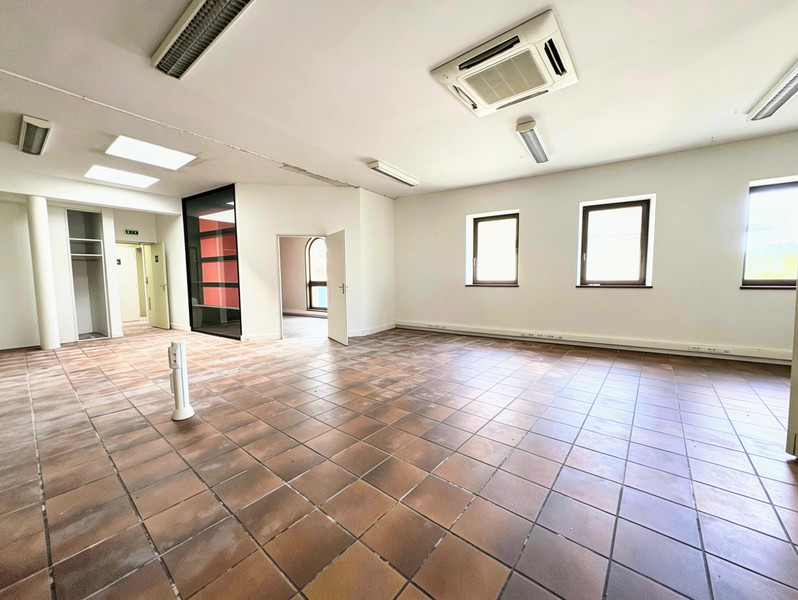French property for sale in Pierre-Buffière, Haute-Vienne - €172,800 - photo 6