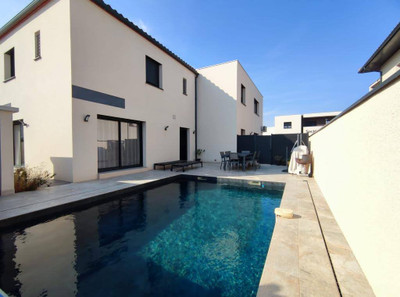 Maison à vendre à Villeneuve-de-la-Raho, Pyrénées-Orientales, Languedoc-Roussillon, avec Leggett Immobilier